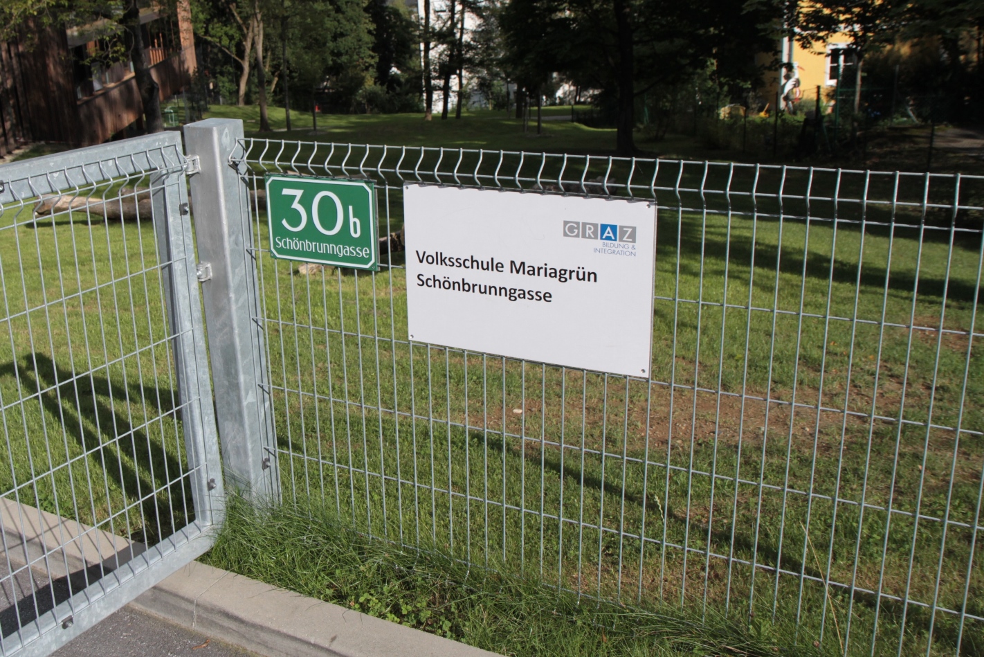 old Sanatorium Mariagrün, Graz - 07.JPG